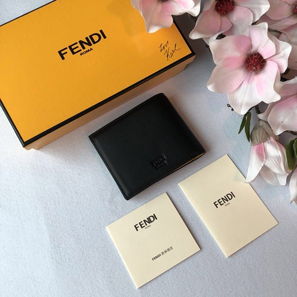 フェンディ 二つ折り財布 コピー コーナーバグズ 7M0274激安送料無料